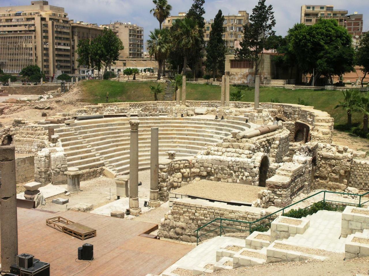 Luxury Pyramids + Tours And Transportations Apartment Cairo
